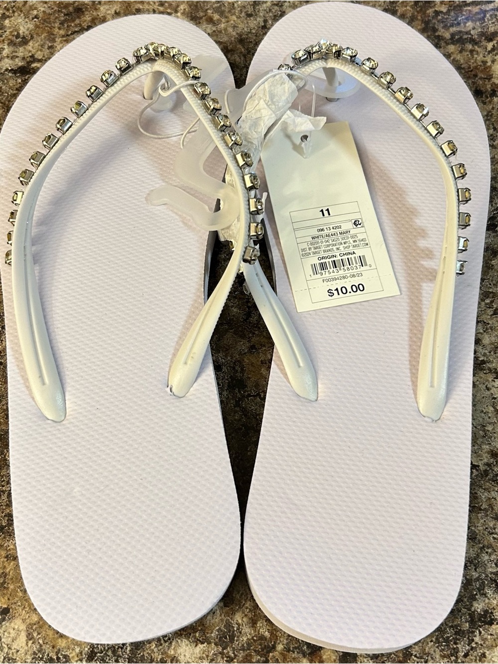 Women's Mary Flip Flop Sandals - Shade & Shore™ White Size 11 New